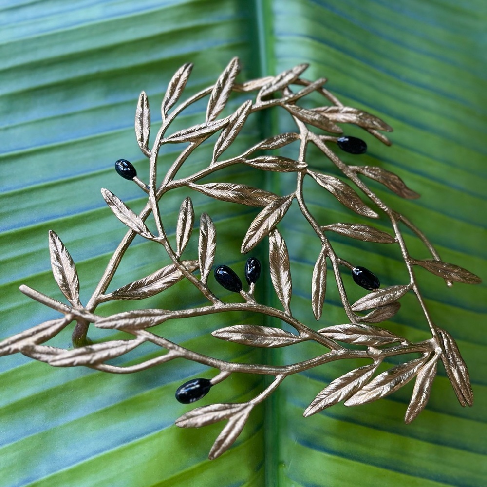 New Michael Aram Olive Branch Trivet Gold